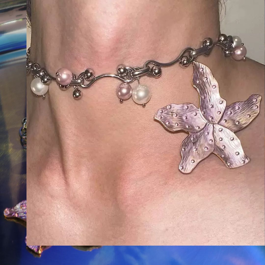 Revolver Lily – Choker with Baroque Pearls & Burnt Metal Bloom