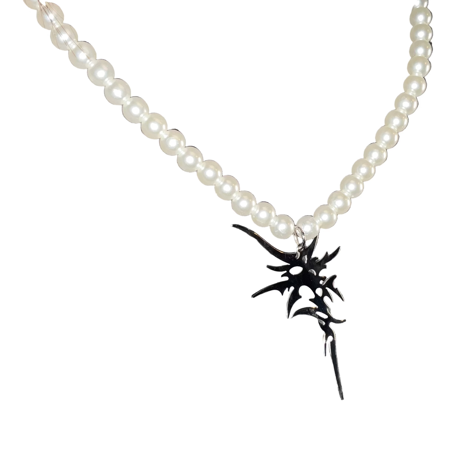 Pearl Choker with Silver Pendant | YUGH.